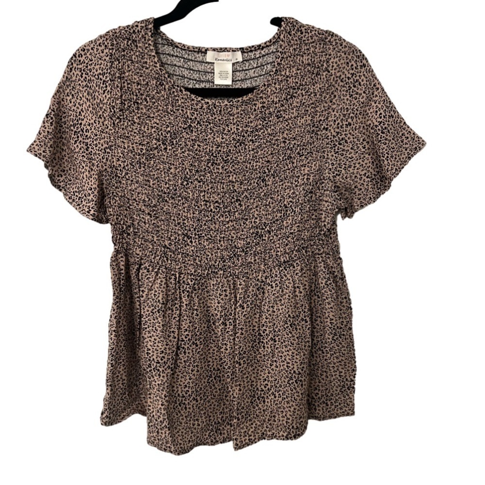 NWOT Urban Romantics Leopard Top- Medium